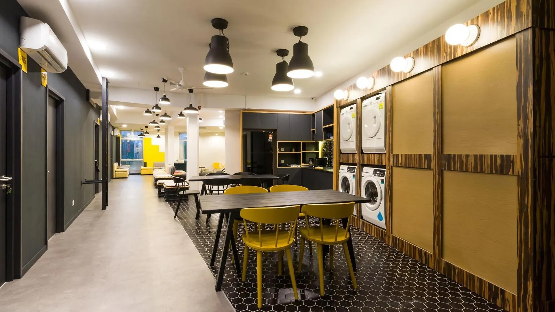 Upstairs Downstairs Coliving Kampung Pandan Hostel Kuala Lumpur