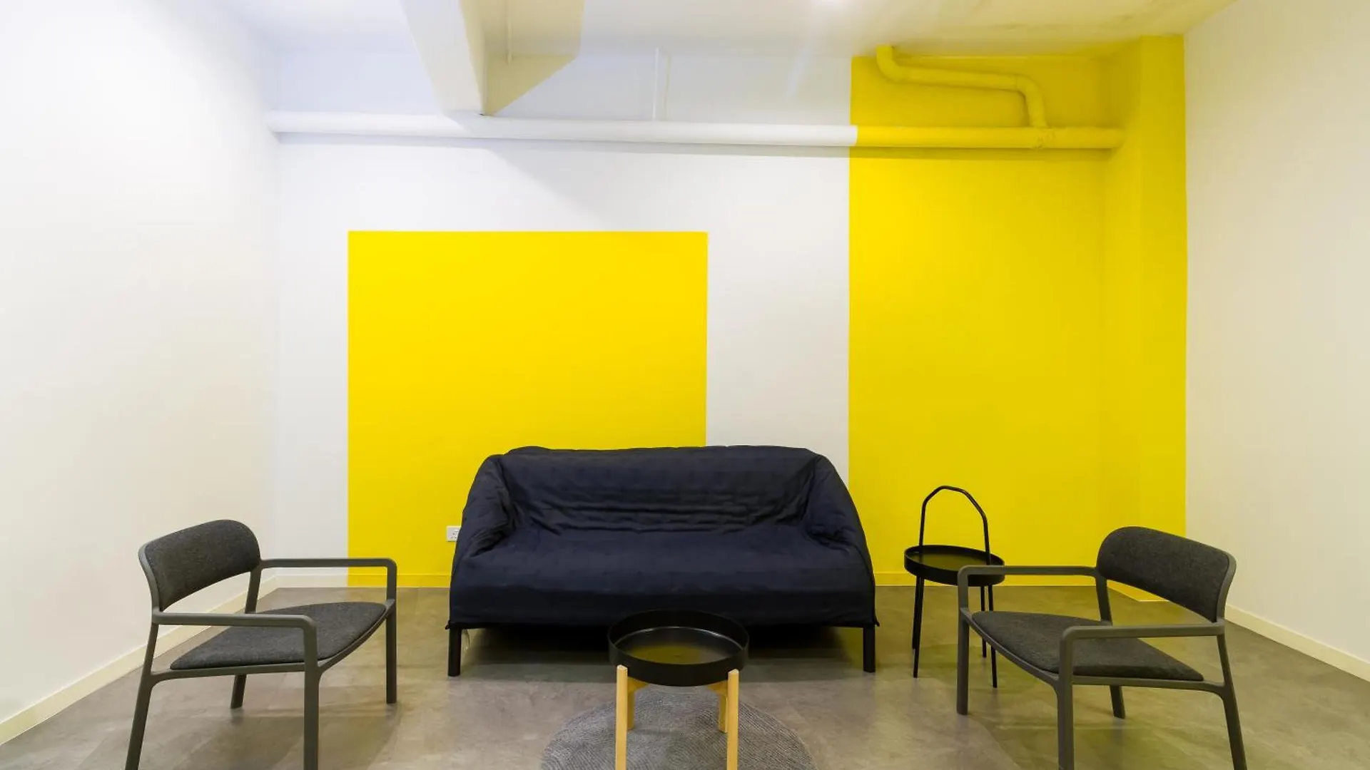 Upstairs Downstairs Coliving Kampung Pandan Hostel Kuala Lumpur