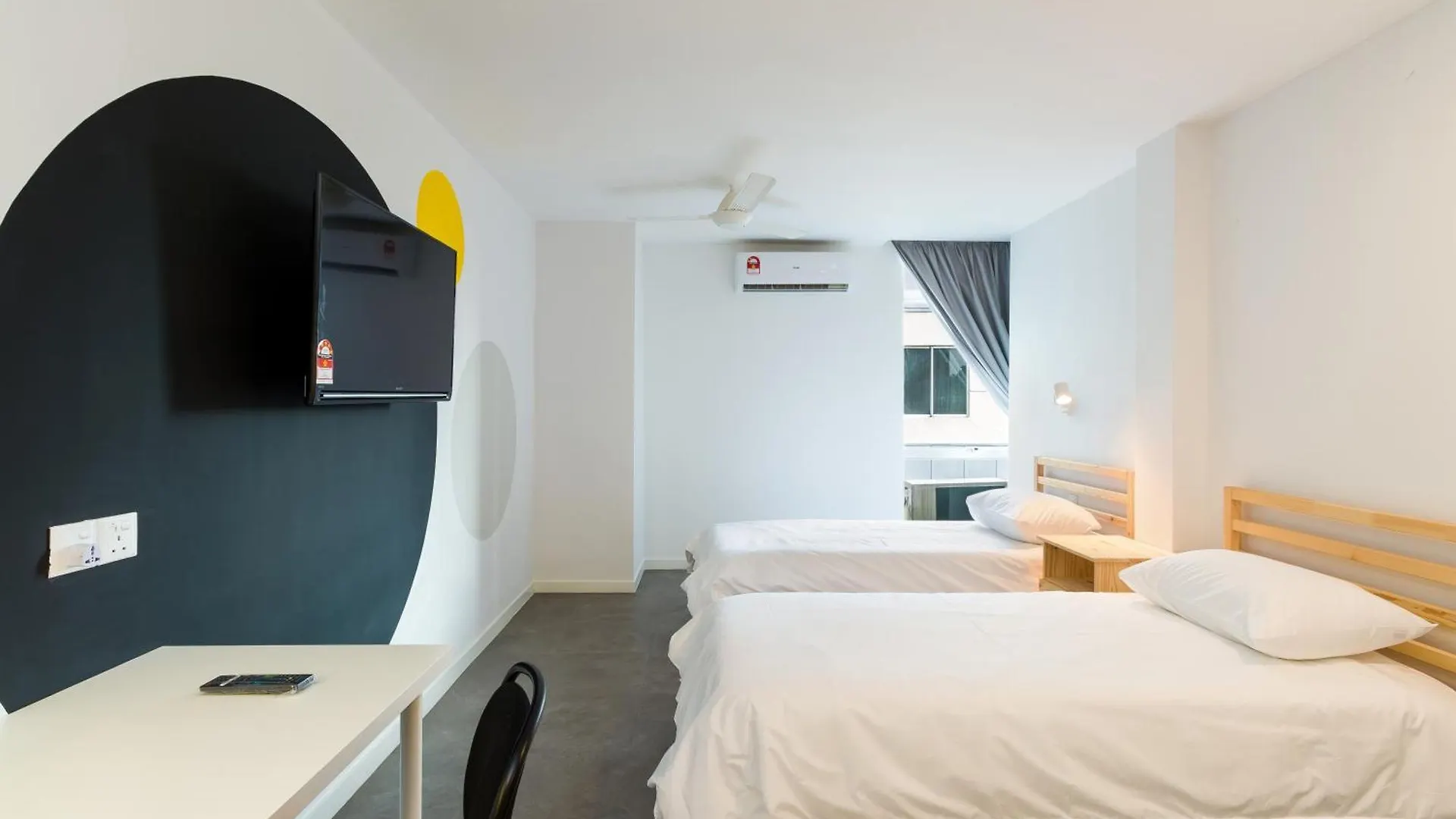 Upstairs Downstairs Coliving Kampung Pandan Hostel Kuala Lumpur
