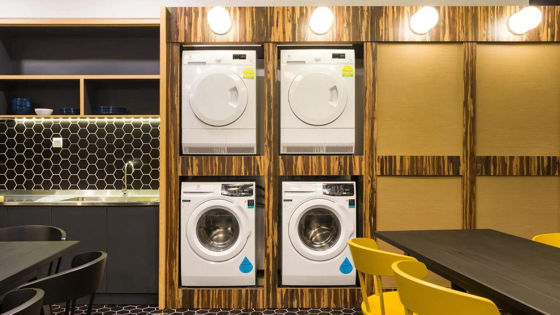 Upstairs Downstairs Coliving Kampung Pandan Hostel Kuala Lumpur