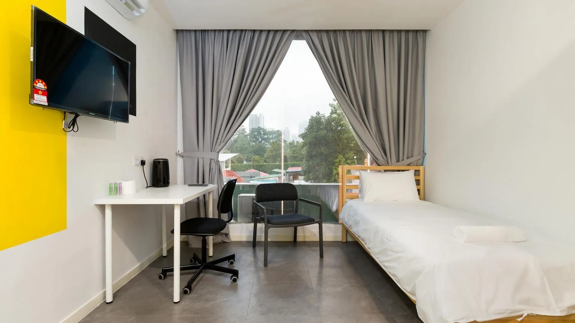 Upstairs Downstairs Coliving Kampung Pandan Hostel Kuala Lumpur