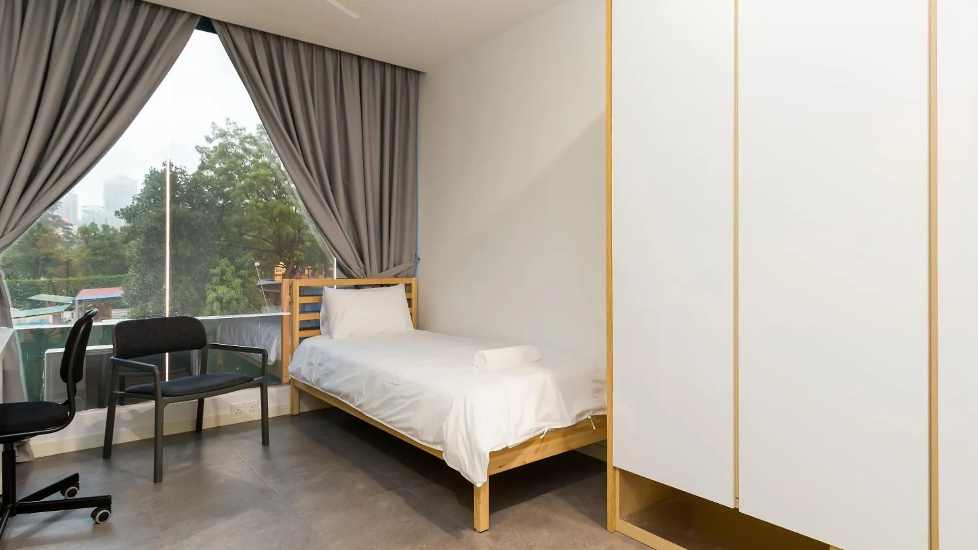 Upstairs Downstairs Coliving Kampung Pandan Vandrarhem Kuala Lumpur